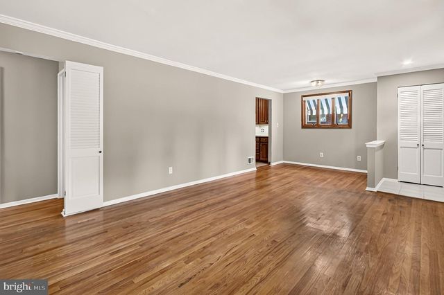 3523 JEAN ST, Fairfax, VA 22030