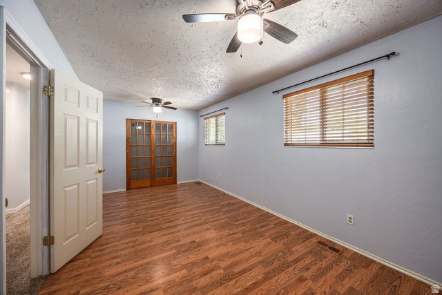 10574 S CROCUS ST, Sandy, UT 84094