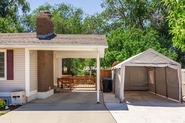 10574 S CROCUS ST, Sandy, UT 84094