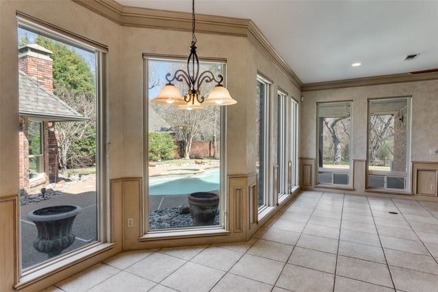 910 Saddlebrook Drive, Colleyville, TX 76034