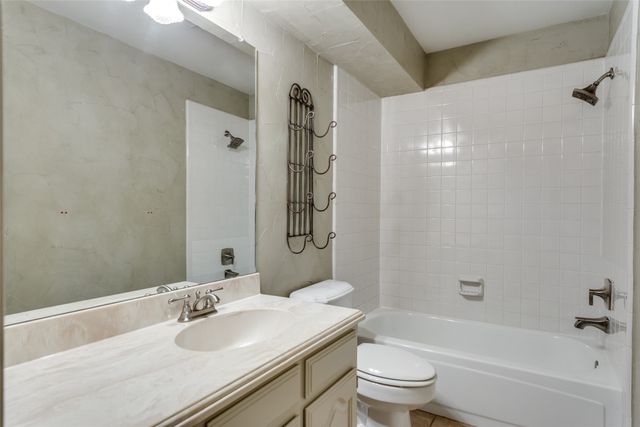 910 Saddlebrook Drive, Colleyville, TX 76034