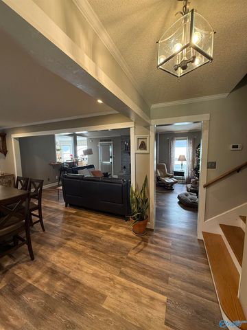 106 Abbottsford Road, Huntsville, AL 35811