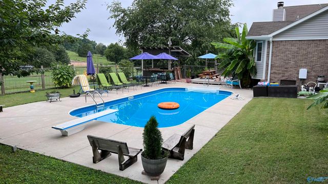 106 Abbottsford Road, Huntsville, AL 35811