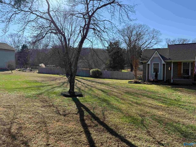 106 Abbottsford Road, Huntsville, AL 35811