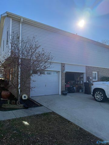 106 Abbottsford Road, Huntsville, AL 35811