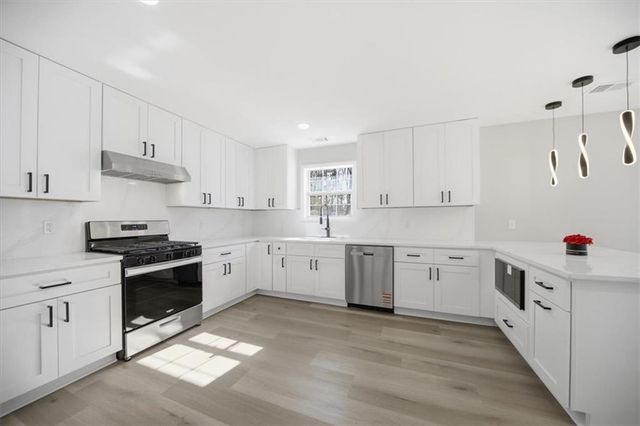 2115 Westwind Drive, Roswell, GA 30075