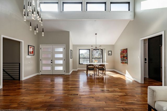 323 N FAIRFAX CIR, Salt Lake City, UT 84103