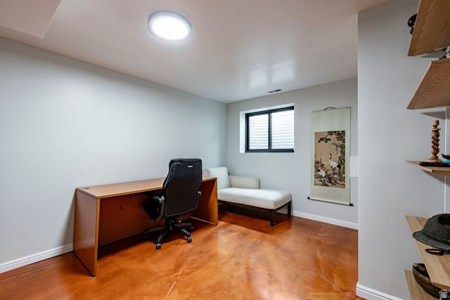 323 N FAIRFAX CIR, Salt Lake City, UT 84103