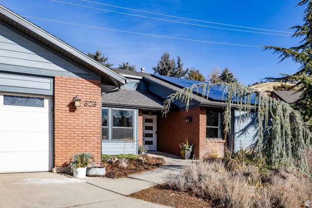 323 N FAIRFAX CIR, Salt Lake City, UT 84103