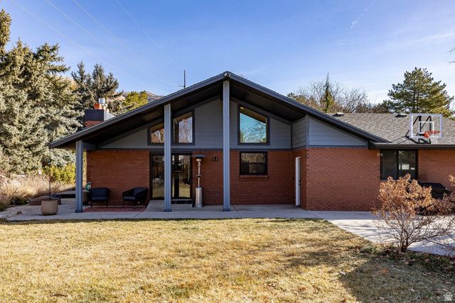 323 N FAIRFAX CIR, Salt Lake City, UT 84103