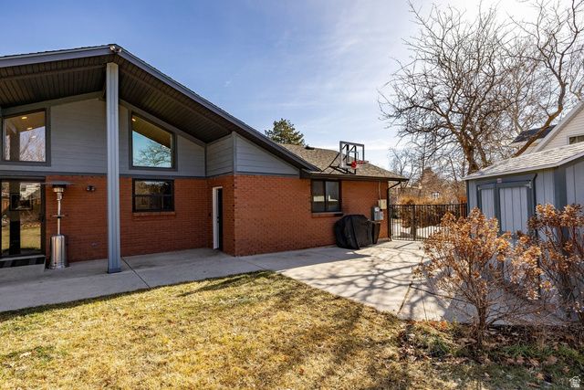 323 N FAIRFAX CIR, Salt Lake City, UT 84103