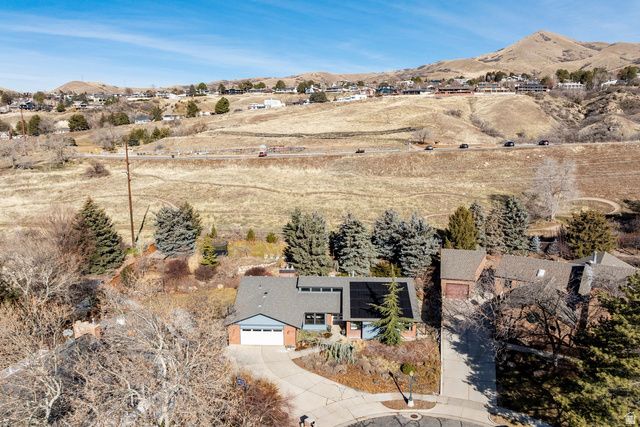 323 N FAIRFAX CIR, Salt Lake City, UT 84103