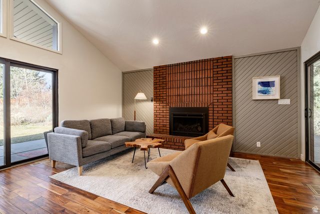 323 N FAIRFAX CIR, Salt Lake City, UT 84103