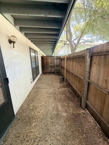 12888 Montfort Drive 144, Dallas, TX 75230