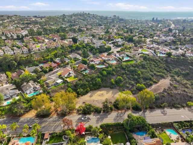 6515 El Fuerte, Carlsbad, CA 92009