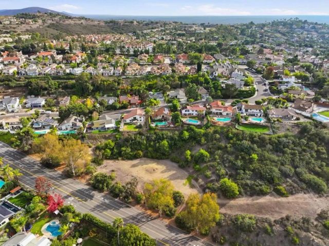 6515 El Fuerte, Carlsbad, CA 92009