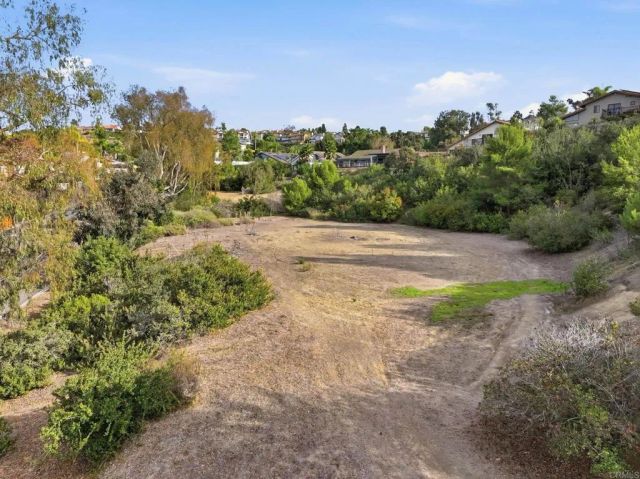 6515 El Fuerte, Carlsbad, CA 92009