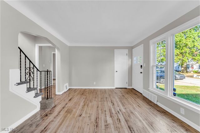 29034 Barjode Road, Willowick, OH 44095