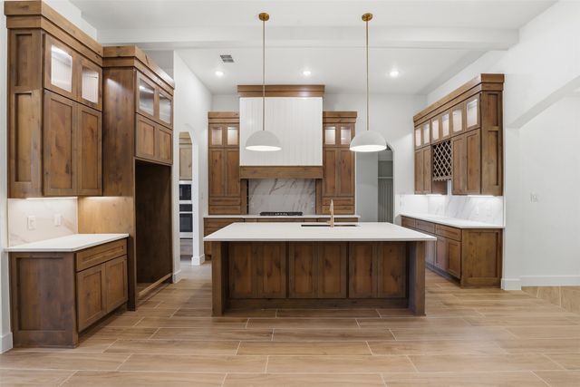 1004 Arbor Vista, Azle, TX 76020