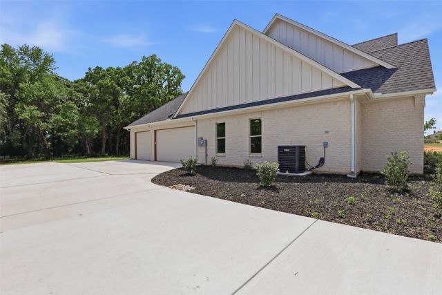 1004 Arbor Vista, Azle, TX 76020