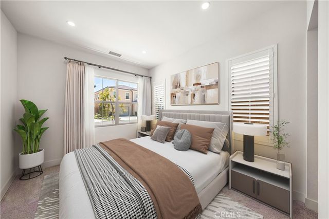 106 Bright Star, Irvine, CA 92618