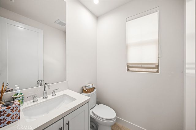 106 Bright Star, Irvine, CA 92618