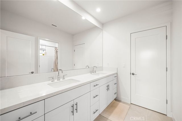 106 Bright Star, Irvine, CA 92618
