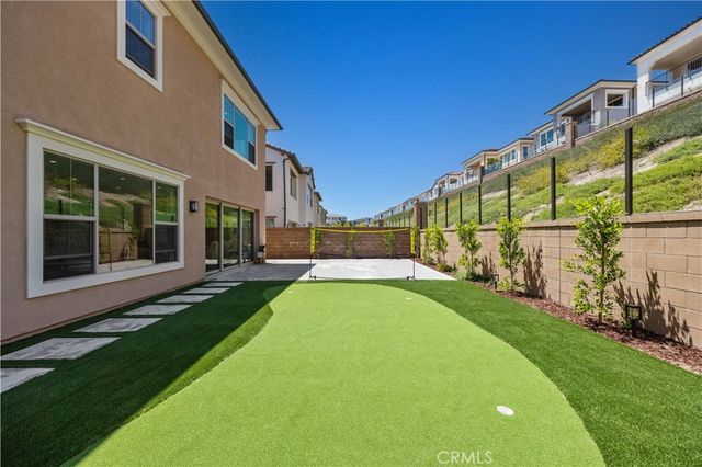 106 Bright Star, Irvine, CA 92618