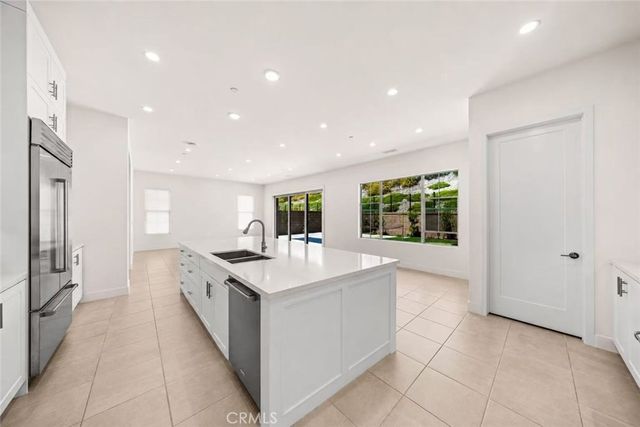 106 Bright Star, Irvine, CA 92618