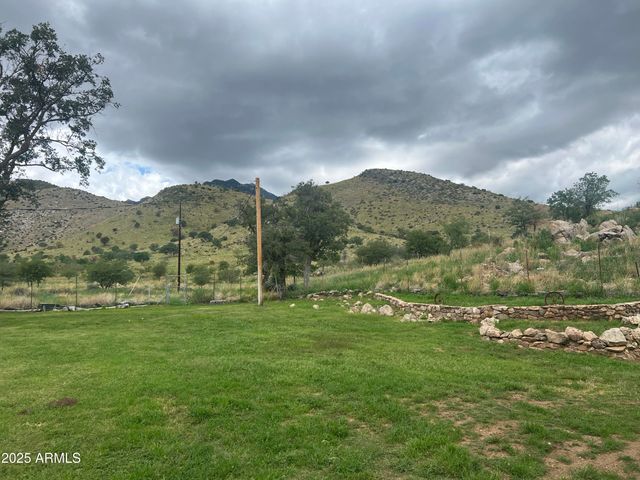 9990 E MUFFIN Lane, Hereford, AZ 85615