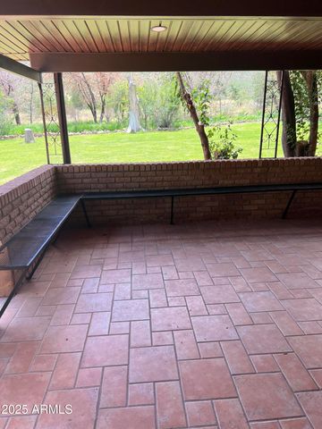 9990 E MUFFIN Lane, Hereford, AZ 85615