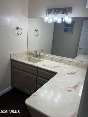 9990 E MUFFIN Lane, Hereford, AZ 85615