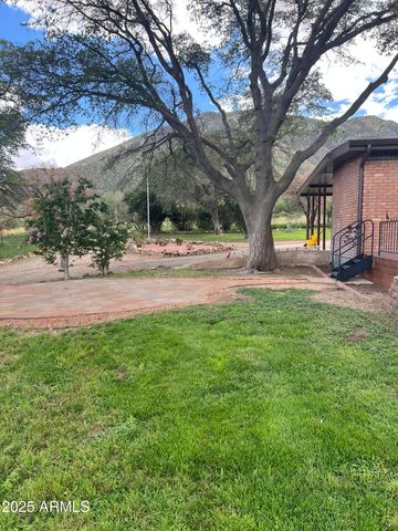 9990 E MUFFIN Lane, Hereford, AZ 85615