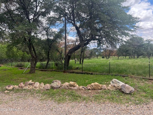 9990 E MUFFIN Lane, Hereford, AZ 85615