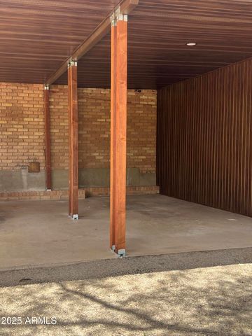 9990 E MUFFIN Lane, Hereford, AZ 85615