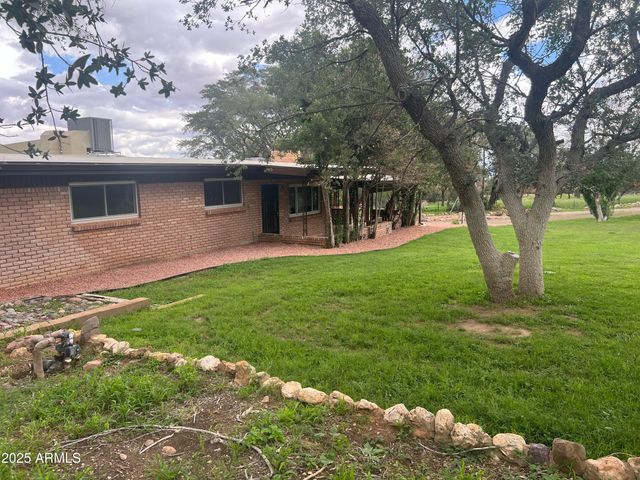 9990 E MUFFIN Lane, Hereford, AZ 85615