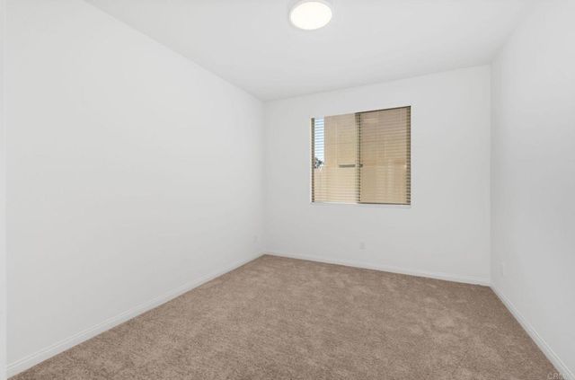 32907 Cambury Pl, Winchester, CA 92596