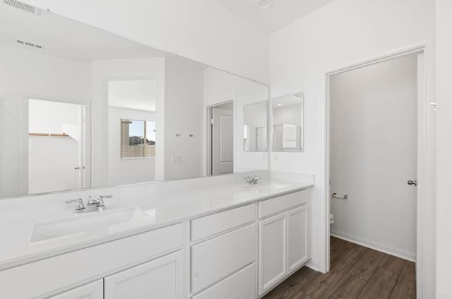 32907 Cambury Pl, Winchester, CA 92596
