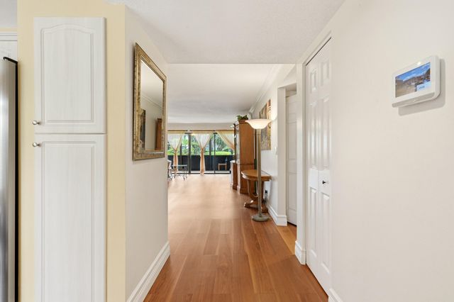 5500 Fairway Park Drive 103, Boynton Beach, FL 33437