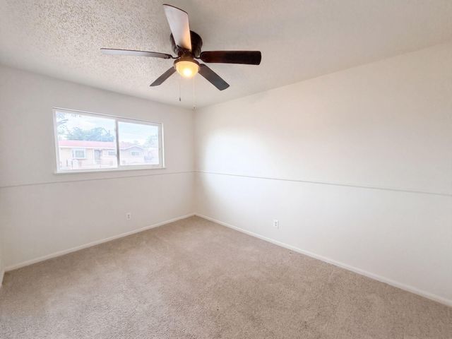 604 Maxine Street NE, Albuquerque, NM 87123