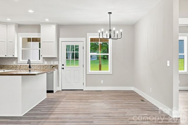 417 E 2nd Street, Faith, NC 28041