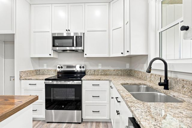417 E 2nd Street, Faith, NC 28041