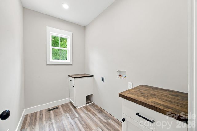 417 E 2nd Street, Faith, NC 28041
