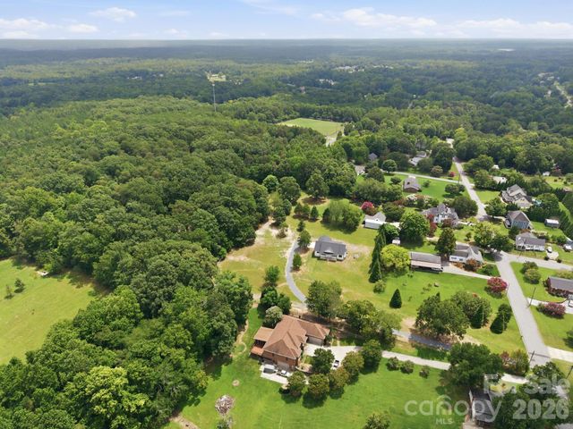 417 E 2nd Street, Faith, NC 28041