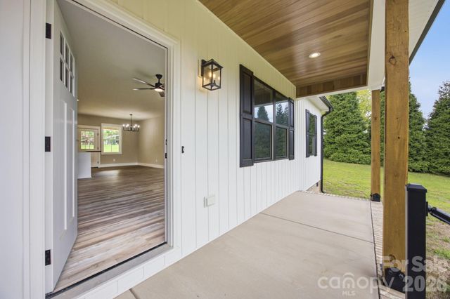 417 E 2nd Street, Faith, NC 28041