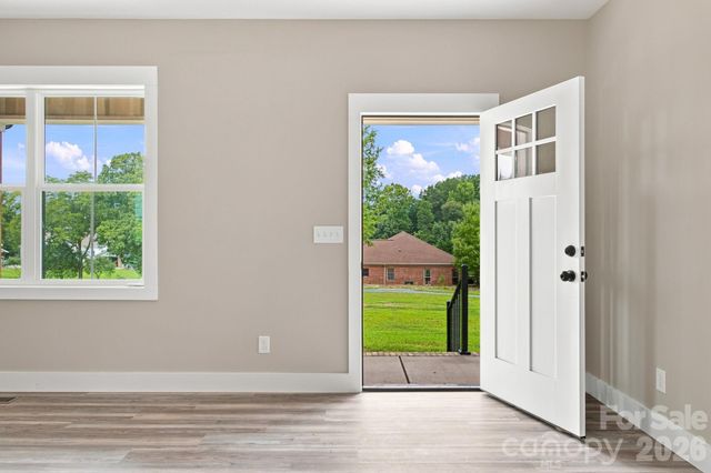 417 E 2nd Street, Faith, NC 28041