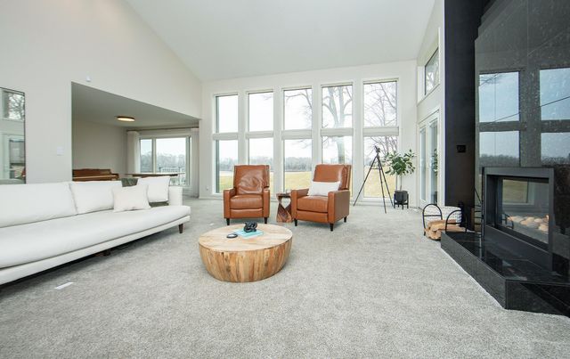 3308 Bay Berry Drive, Waterloo, IA 50702