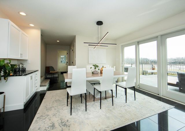 3308 Bay Berry Drive, Waterloo, IA 50702