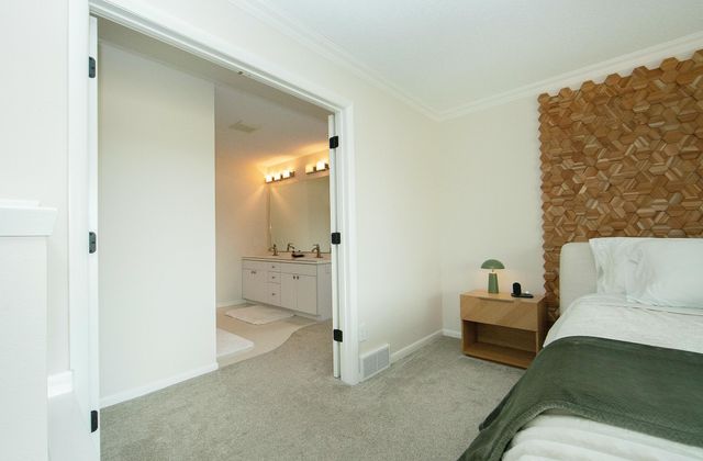 3308 Bay Berry Drive, Waterloo, IA 50702