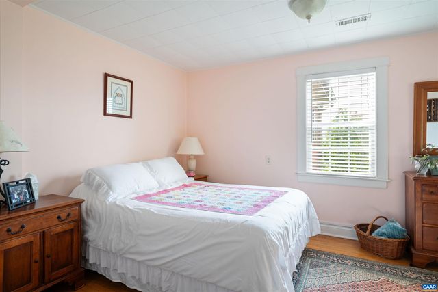 3486 FREDERICKSBURG RD, Ruckersville, VA 22968